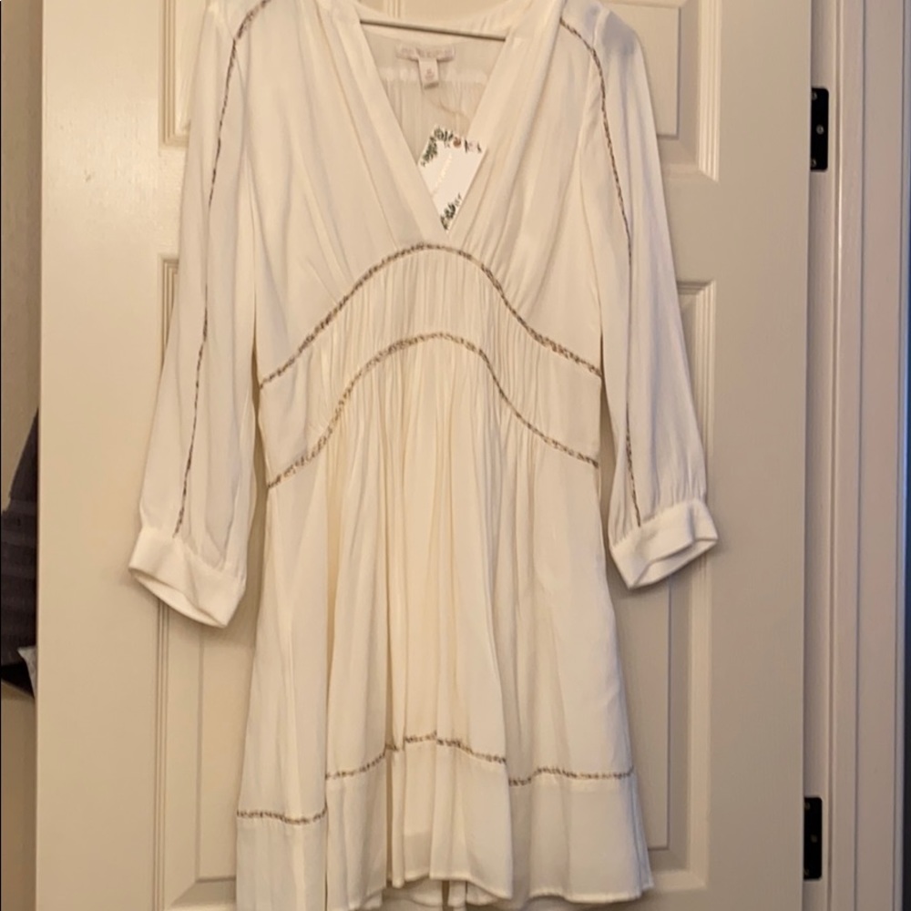 Chelsea and violet white dress